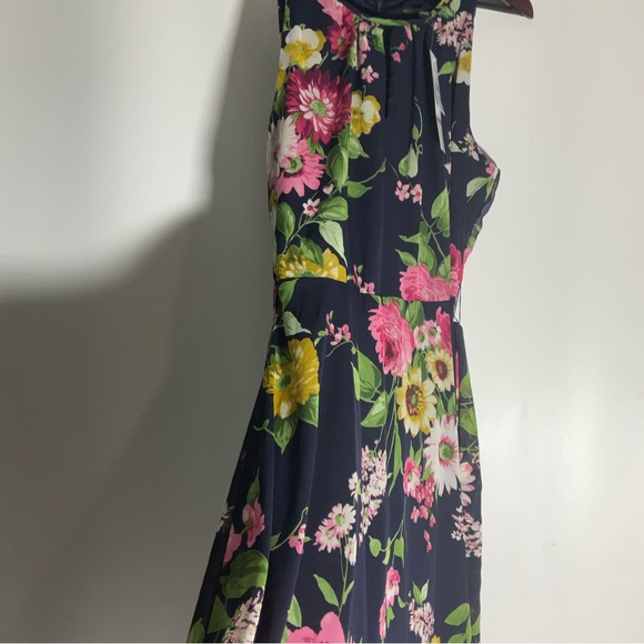 R & K Navy Blue Floral Fit & Flare Maxi w/Keyhole Front, Hidden Zipper & Tie, 12 - Picture 9 of 16